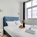 Modern Apartment - 2Br-6P - Eiffel Tower